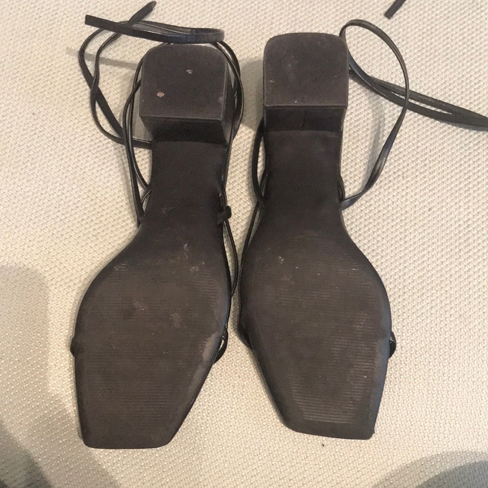 H&M Elegant Black Strappy Tie Up Women's Sandals - Picture 5 of 8